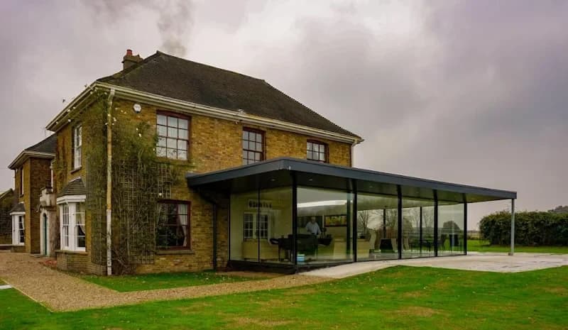 Private house with contemporary glass extension by Albert Construction London